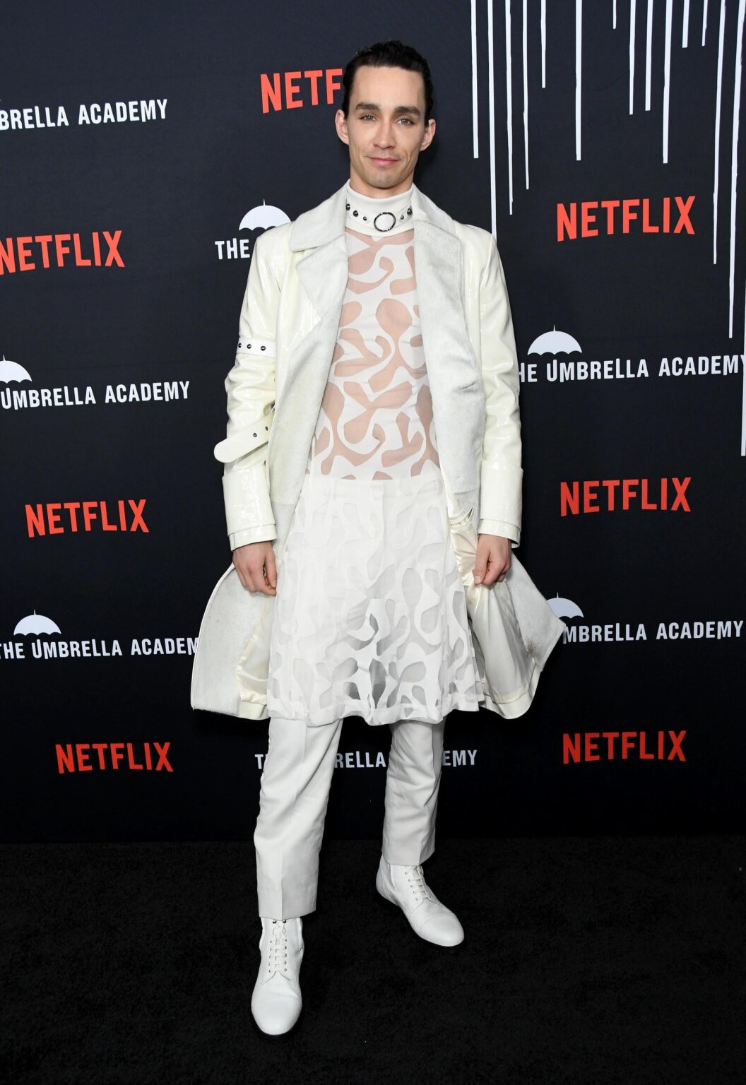Robert Sheehan 15 facts you didn't know about Fintech Zoom