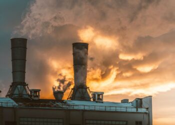 Top 4 Energy Commodities to Invest In 2022