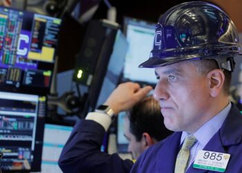 FTSE 100 Market Zoom (April 21)
