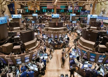 Trading-floor-New-York-Stock-Exchange-City