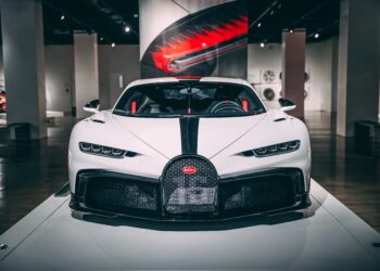 2022 Bugatti Chiron Pur Sport 2 | FintechZoom