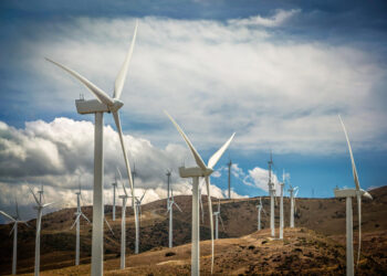 Wind Energy Towers | FintechZoom
