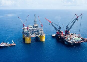Oil Offshore - FintechZoom