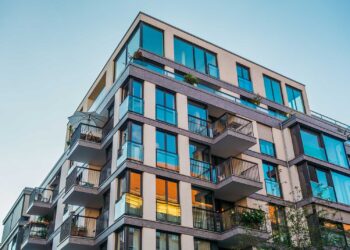 Buildin Facade in a Condo | FintechZoom