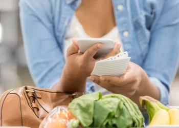 How-to-Budget-Groceries | FintechZoom