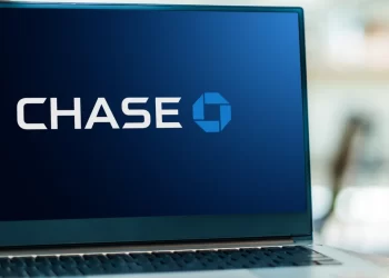 Chase dessktop on Laptop | FintechZoom