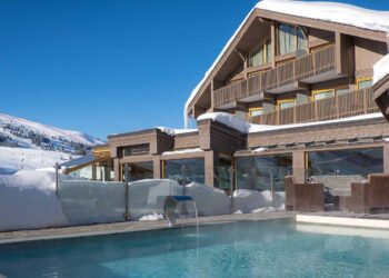 Hotel annapurna courchevel 1850 france outdoor pool | FintechZoom
