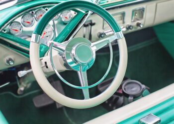 Vintage car with a clean Steering Wheel | FintechZoom