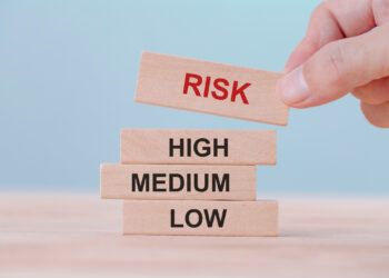 Low risk investments | FintechZoom