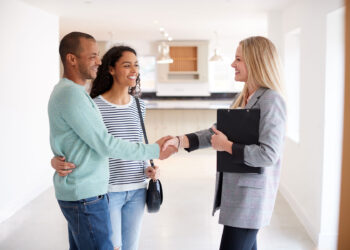 Successful Real Estate Agent | FintechZoom