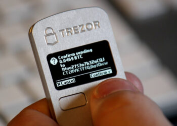 Trezor One | FintechZoom