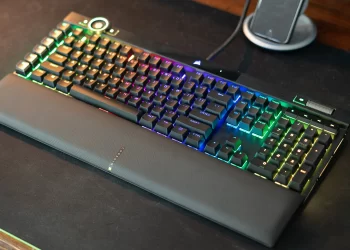 Corsair-K100-1 on Desk | FintechZoom