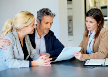 Couple trying Credit Counseling | FintechZoom