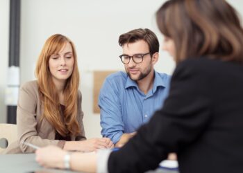 Credit Card Debt: Hire a Lawyer | FintechZoom