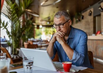 Small Business Loans for Bad Credit: Tips and Strategies | FintechZoom