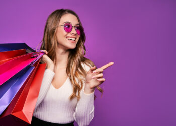 Woman at Shopping | FintechZoom