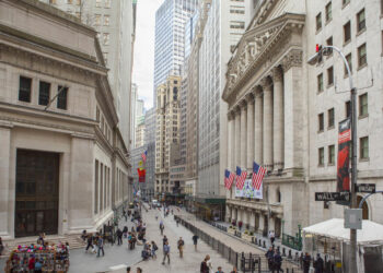 Wall street | FintechZoom