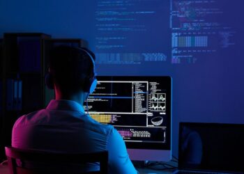 Server-Side Backend Languages: PHP vs. Node.js vs. Python | FintechZoom