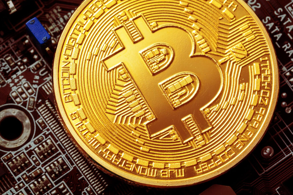 Crypto vs. Traditional Banking in Online Casinos: Pros and Cons
